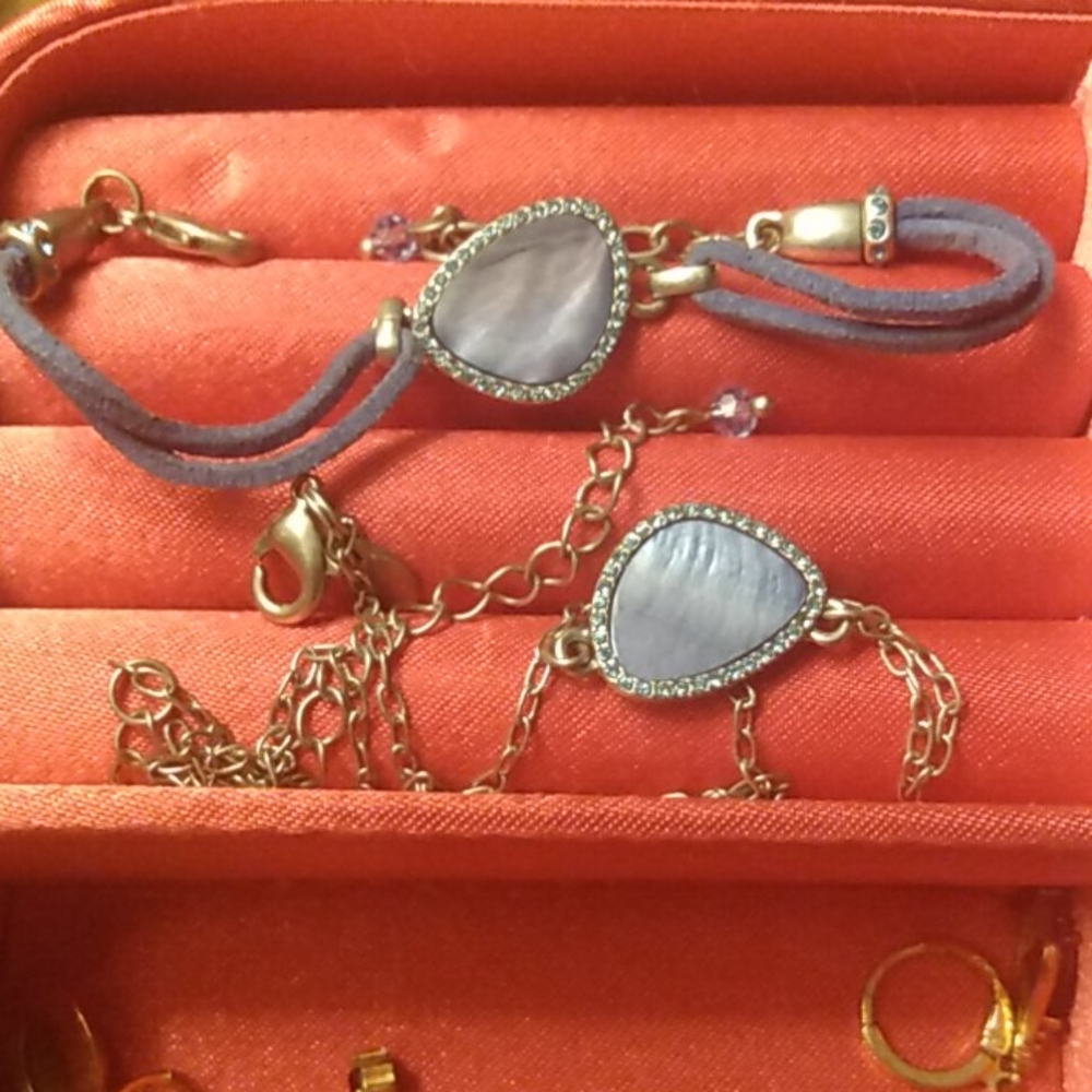 LIA SOPHIA NECKLACE & BRACELET